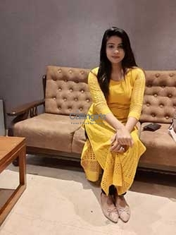 Call Girls In Chandni Chowk (Delhi) ꧁❤ +91-9958018831