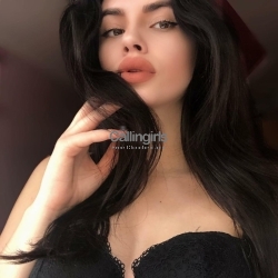 Fully Sexy Mona Malik available all Delhi Hotel and Home