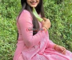 ∀)⇝Call Girls in Kalindi Kunj  Delhi - ;-)8447779280⁓Female Escorts Women Seeking Men  in Delhi 