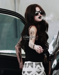 69√Call Girls In✯Pitampura]✯◣9999810259◣╬ ✯✯Delhi Service Booking Escort ⚡69√